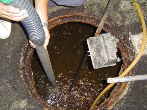 中兴镇隔油池清理